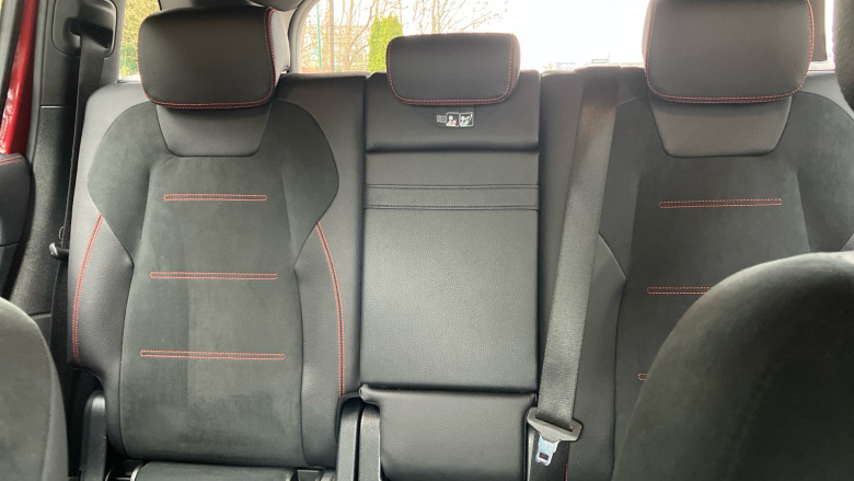 Mercedes-Benz GLB 200 AMG Line Premium 5dr 7G-Tronic Petrol Estate